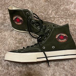 Converse All Star : Brand New; never worn; Size 8.5 US men